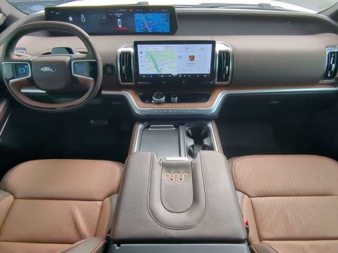 Used 2025 Ford Expedition Max King Ranch AWD/4WD image 18
