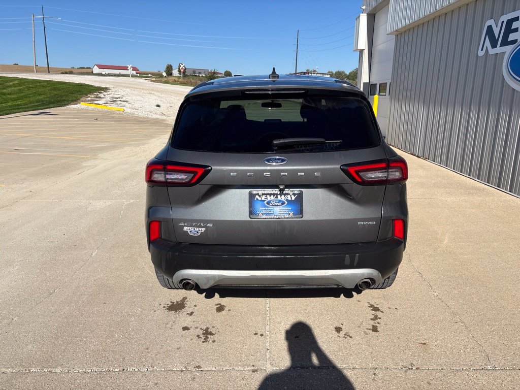 Used 2024 Ford Escape Active AWD/4WD image 5
