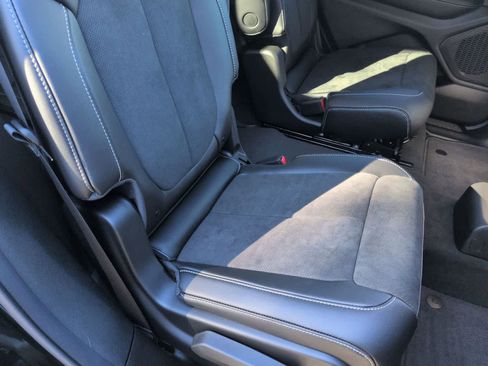 New 2025 Jeep Grand Cherokee L Altitude AWD/4WD image 10