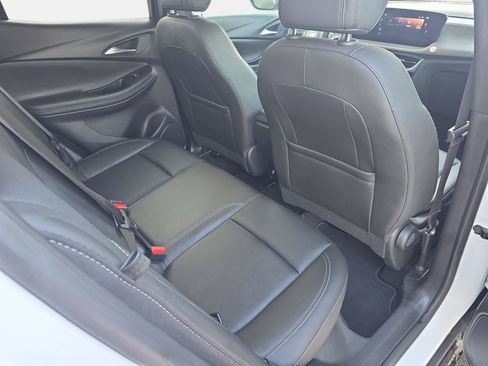 Used 2024 Buick Encore GX Sport Touring AWD/4WD image 11