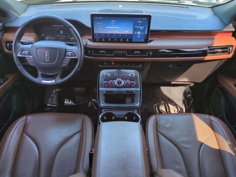 Certified 2023 Lincoln Nautilus Reserve w/ Monochromatic Package image 15