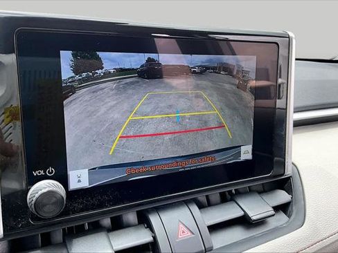Certified 2025 Toyota RAV4 XLE FWD image 26
