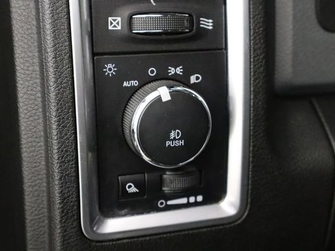 Used 2019 RAM 1500 Big Horn AWD/4WD image 22