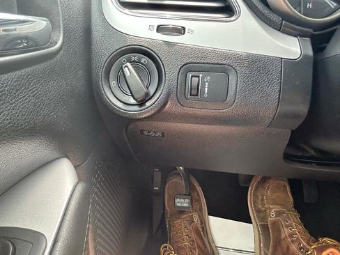 Used 2015 Dodge Journey FWD image 26