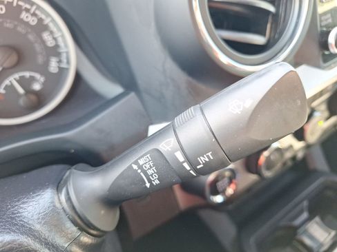 Used 2022 Toyota Tacoma Limited image 32