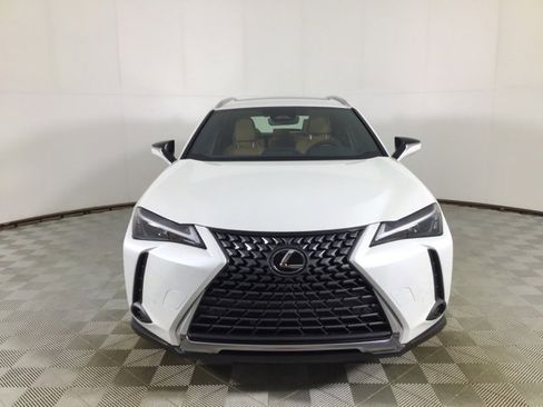 Used 2025 Lexus UX 300h AWD image 2