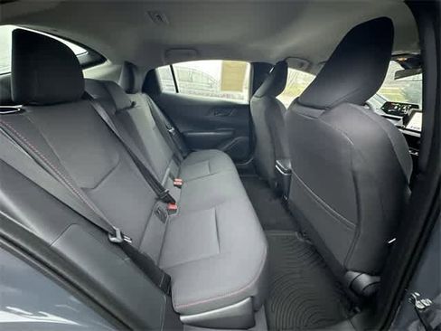 Used 2026 Toyota Prius Plug-In Hybrid image 23