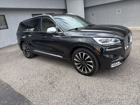 Used 2021 Lincoln Aviator Black Label Grand Touring w/ Class IV Trailer Tow Package image 3
