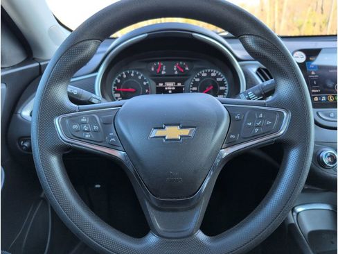 Used 2024 Chevrolet Malibu LT image 21