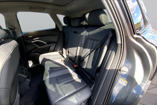 New 2026 Audi Q5 Premium Plus AWD/4WD image 9