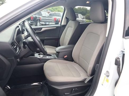 Certified 2022 Ford Escape SE w/ Convenience Package FWD image 19