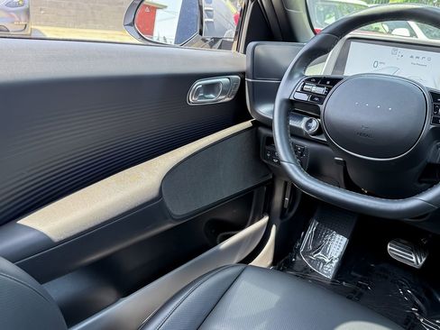 Used 2024 Hyundai Ioniq 6 Limited RWD image 14