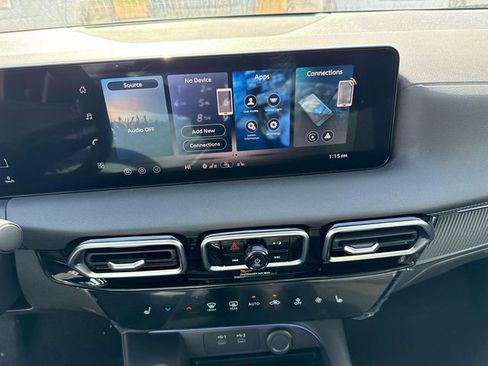New 2026 Nissan Sentra SV w/ SV Convenience Package FWD image 27