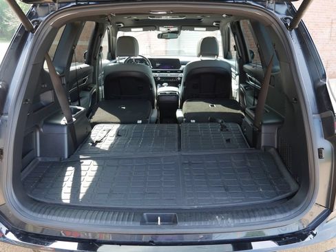 Used 2024 Kia Telluride EX X-Line AWD/4WD image 10