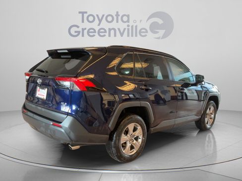 Certified 2025 Toyota RAV4 XLE AWD/4WD image 6