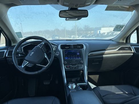 Used 2020 Ford Fusion SEL image 5