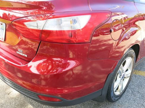 Used 2014 Ford Focus SE FWD image 39