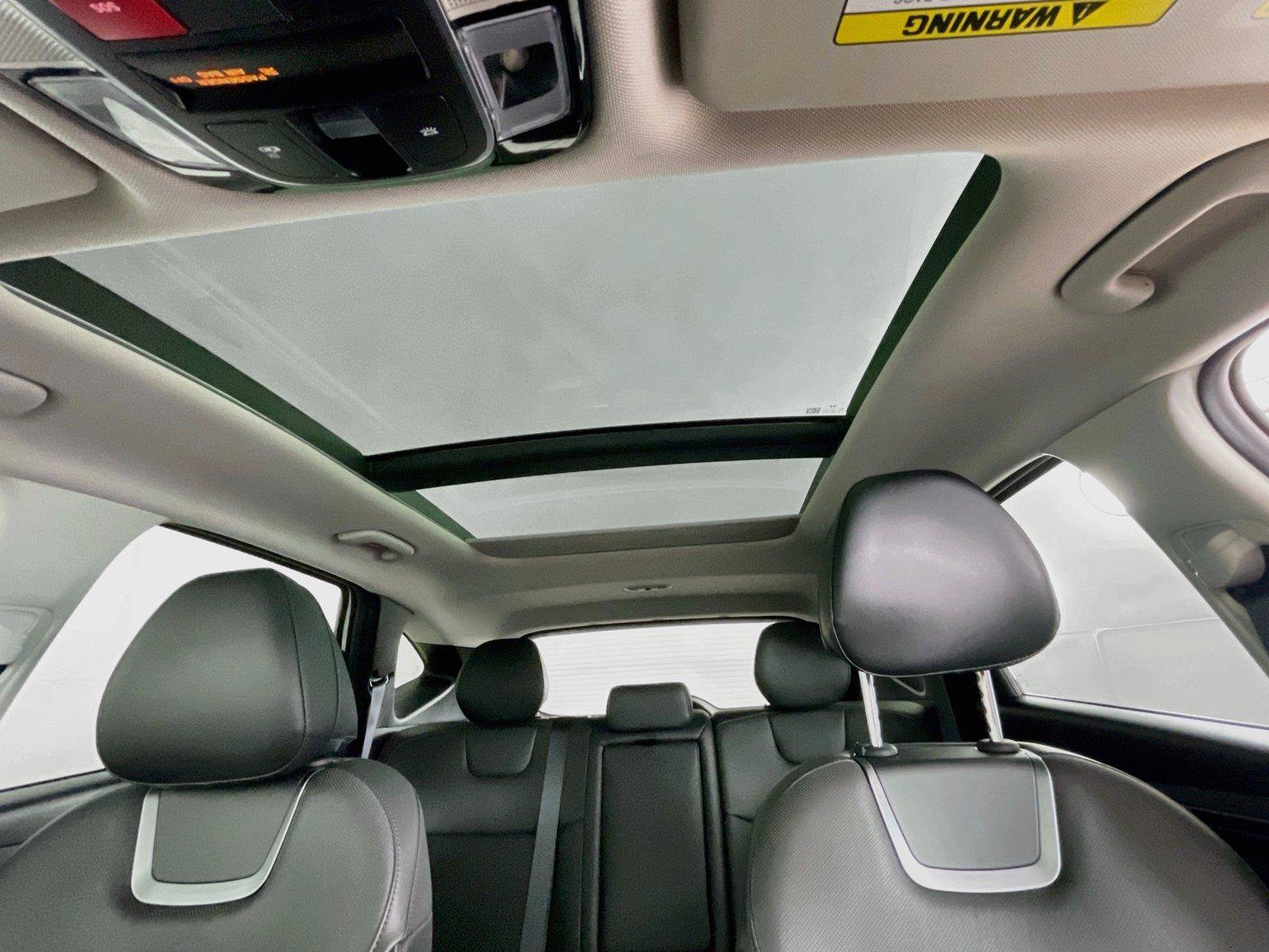 Certified 2023 Hyundai Tucson Limited AWD/4WD image 12