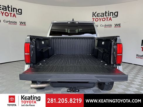 Used 2024 Toyota Tacoma TRD Off-Road w/ TRD Off Road Upgrade Package AWD/4WD image 17