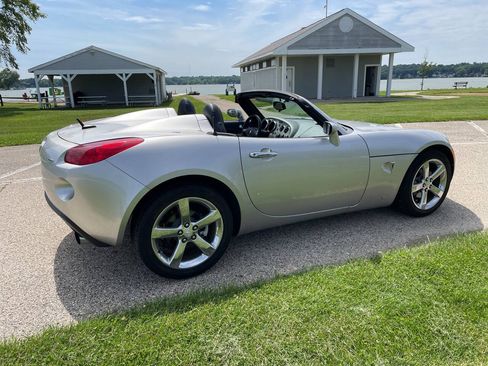 Used 2007 Pontiac Solstice GXP w/ Premium Package RWD image 50