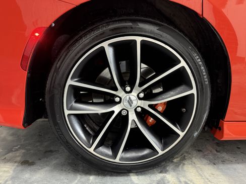 Used 2018 Dodge Charger R/T image 28