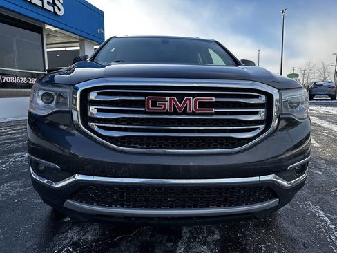Used 2017 GMC Acadia SLE image 8