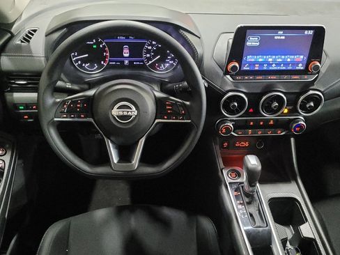 Used 2025 Nissan Sentra SV FWD image 22