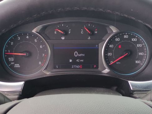Used 2023 Chevrolet Traverse LT AWD/4WD image 33