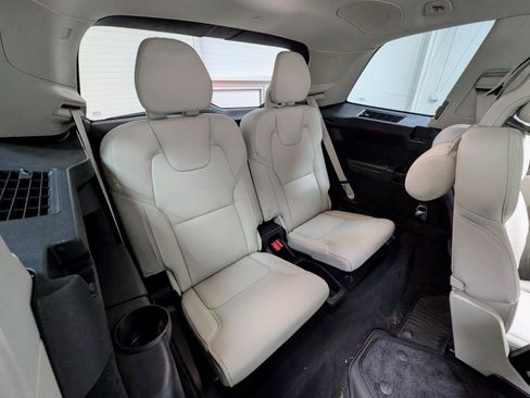 Used 2022 Volvo XC90 T8 Inscription w/ Advanced Package AWD/4WD image 27