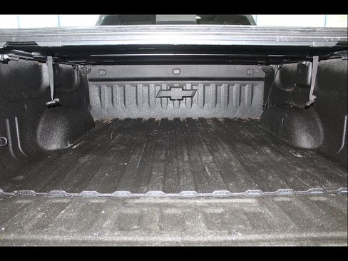 Used 2017 Chevrolet Silverado 1500 LTZ Z71 w/ LTZ Plus Package AWD/4WD image 19