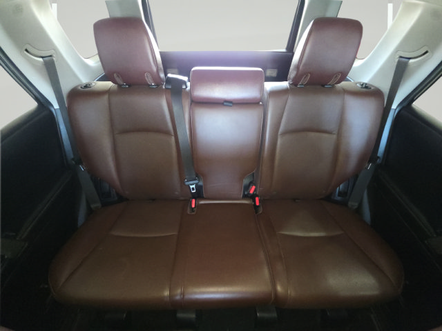 Used 2015 Toyota 4Runner Limited w/ Four Season Floor Mat Package AWD/4WD image 27