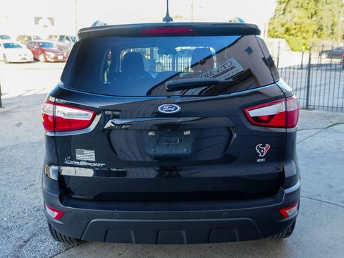 Used 2021 Ford EcoSport SE image 6