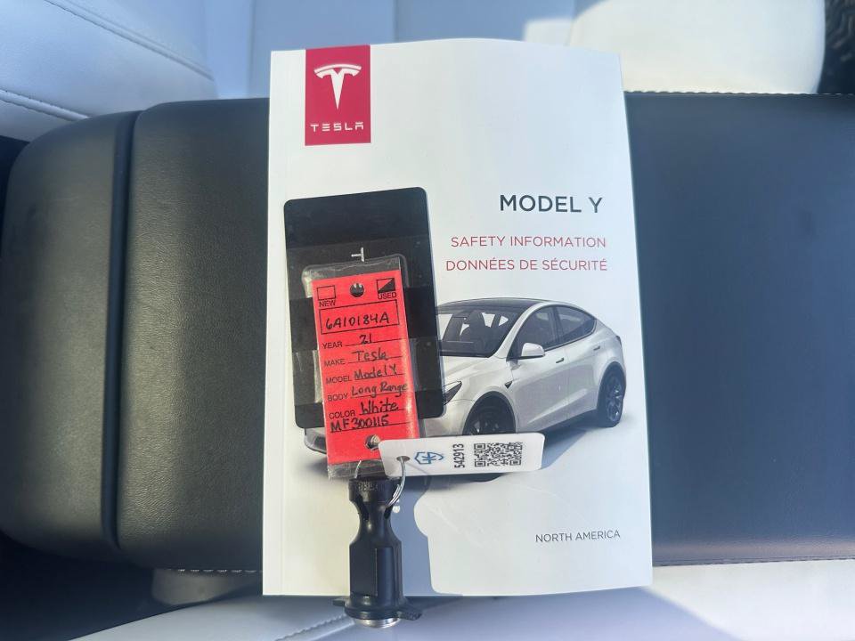 Used 2021 Tesla Model Y Long Range AWD/4WD image 38