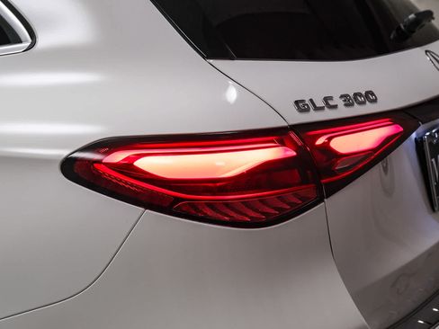 Certified 2023 Mercedes-Benz GLC 300 4MATIC image 7