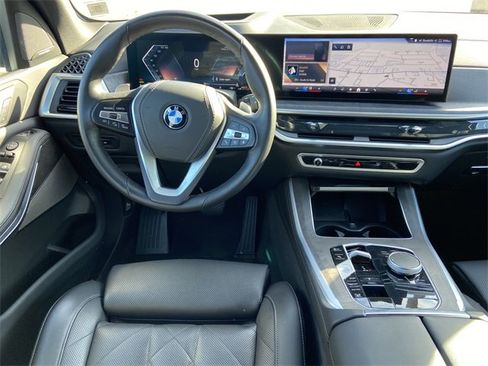 Certified 2024 BMW X5 xDrive40i w/ Premium Package image 11