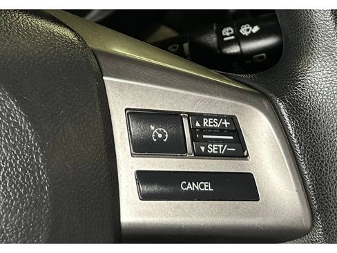 Used 2015 Subaru Forester 2.5i AWD/4WD image 25