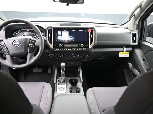 New 2026 Nissan Frontier SV image 19