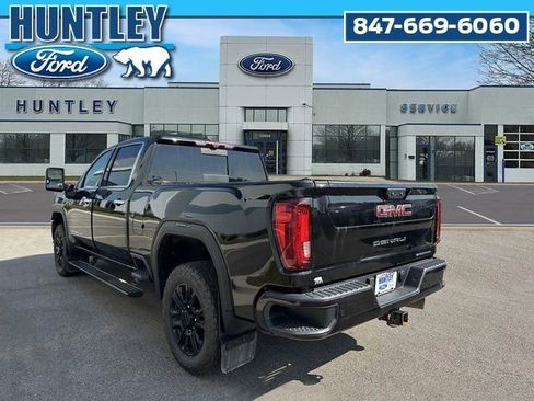Used 2021 GMC Sierra 3500 Denali w/ Denali Black Diamond Edition image 6