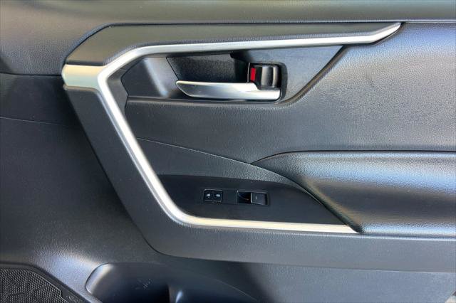 Certified 2022 Toyota RAV4 XLE Premium FWD image 19