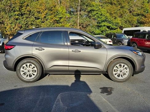 New 2026 Ford Escape Active w/ Active Premium Tech Pack image 14