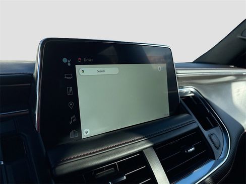 Used 2022 Chevrolet Tahoe RST w/ Luxury Package image 13