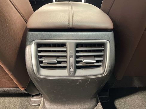 Used 2016 Acura TLX FWD image 25