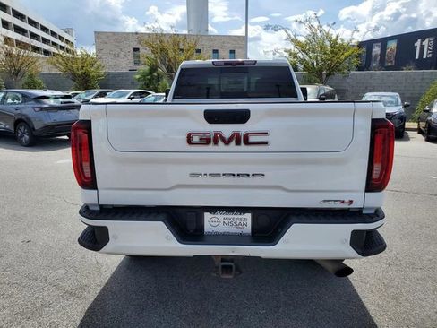 Used 2021 GMC Sierra 2500 AT4 w/ AT4 Preferred Package image 4