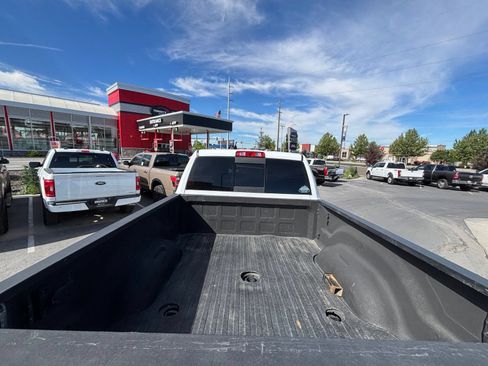 Used 2020 RAM 2500 Big Horn w/ Level 2 Equipment Group AWD/4WD image 10