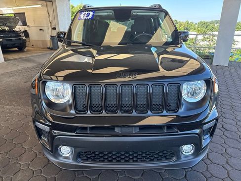 Used 2019 Jeep Renegade Altitude w/ Quick Order Package 2XM AWD/4WD image 2