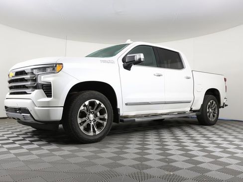 Used 2024 Chevrolet Silverado 1500 High Country w/ Technology Package image 1