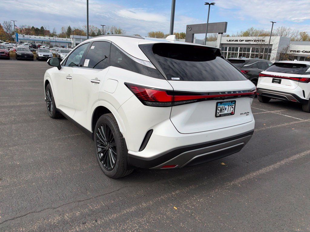 Certified 2026 Lexus RX 450h AWD w/ Convenience Package image 37