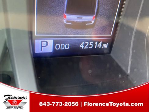 Used 2022 Toyota Tacoma SR AWD/4WD image 5
