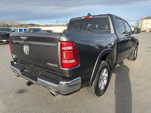 Used 2022 RAM 1500 Laramie AWD/4WD image 7