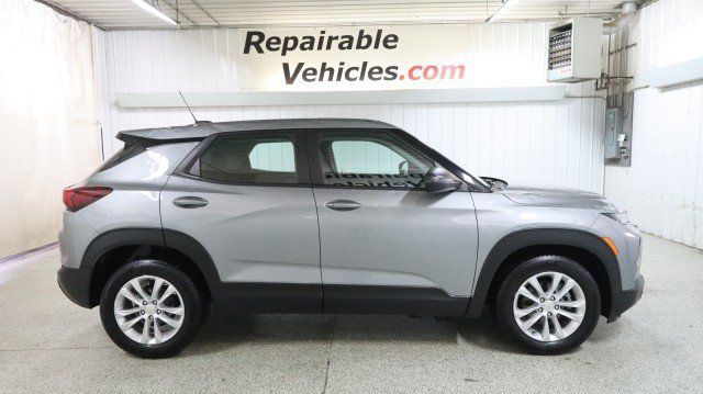 Used 2023 Chevrolet TrailBlazer LS FWD image 4